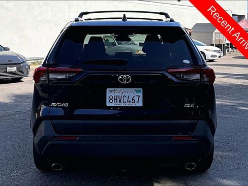 Used 2019 Toyota RAV4 XLE w/ All Weather Liner Package FWD image 5