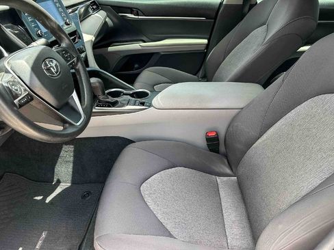 Used 2023 Toyota Camry LE FWD image 13