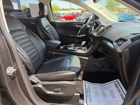 Used 2017 Ford Edge SEL w/ Equipment Group 201A AWD/4WD image 20