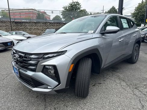 New 2026 Hyundai Tucson Blue SE AWD/4WD image 3