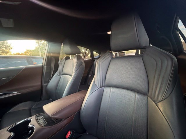 Used 2021 Toyota Venza Limited AWD/4WD image 4