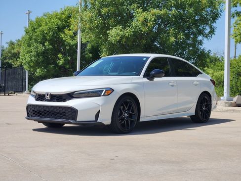 Used 2025 Honda Civic Sport image 3