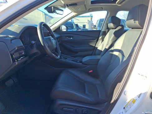 Certified 2025 Honda Accord EX-L image 16