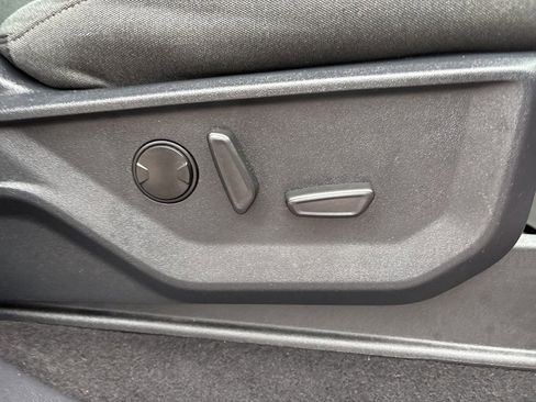 Used 2023 Ford F150 XLT w/ Equipment Group 302A High image 23