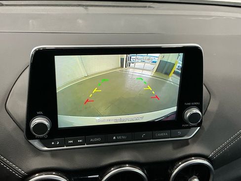 Used 2022 Nissan Sentra SV image 4