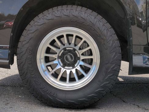 Used 2022 Lexus GX 460 Luxury w/ Sport Design Package image 14