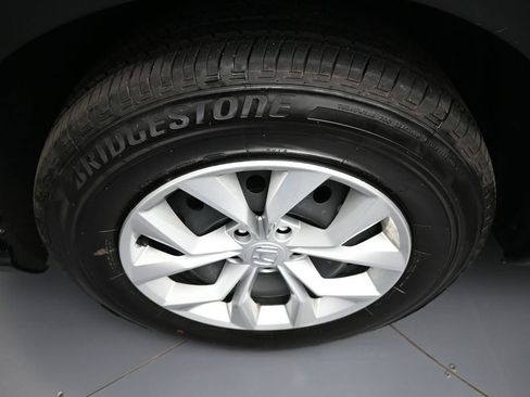 Certified 2025 Honda CR-V LX image 14