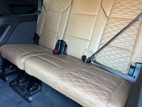 Certified 2024 Cadillac Escalade Sport w/ LPO, ONYX Package AWD/4WD image 18