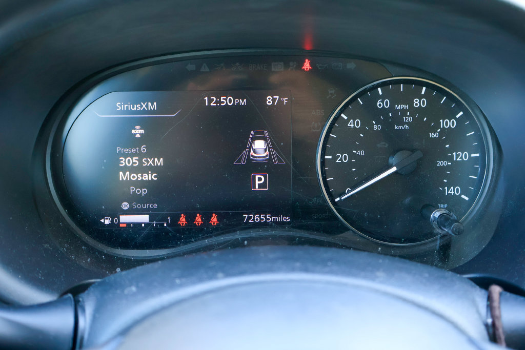 Used 2022 Nissan Kicks SV FWD image 11
