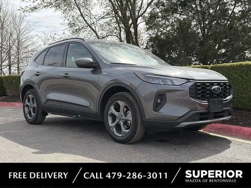 Used 2025 Ford Escape ST-Line Select image 1