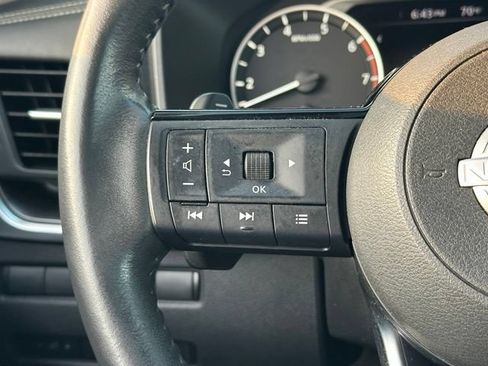 Certified 2023 Nissan Rogue SV w/ SV Premium B Package AWD/4WD image 38