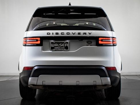 Used 2019 Land Rover Discovery HSE image 10