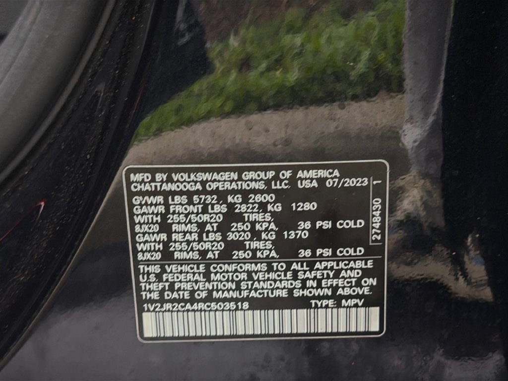 Used 2024 Volkswagen Atlas SE w/ Panoramic Sunroof Package FWD image 34