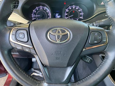 Used 2015 Toyota Avalon XLE FWD image 15