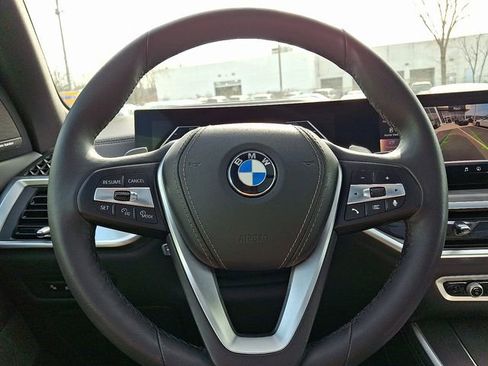 Used 2024 BMW X5 xDrive40i w/ Premium Package image 21