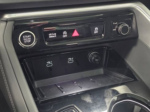 New 2025 Audi Q5 Premium Plus w/ Premium Plus image 16