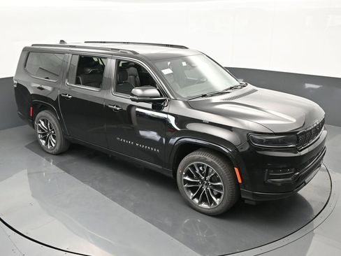 Used 2024 Jeep Grand Wagoneer L Series II w/ Quick Order Packagew 28T image 57