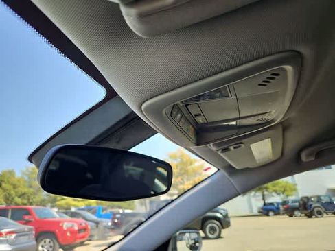 Used 2021 Chevrolet Malibu LS FWD image 26