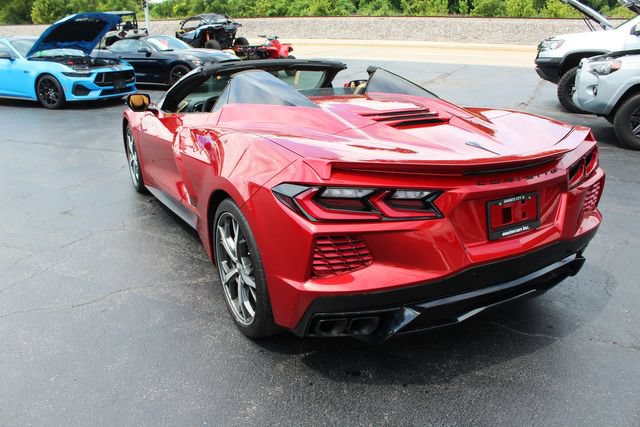 Used 2023 Chevrolet Corvette Stingray Premium Conv w/ Z51 Performance Package RWD image 32