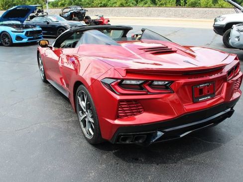 Used 2023 Chevrolet Corvette Stingray Premium Conv w/ Z51 Performance Package RWD image 32