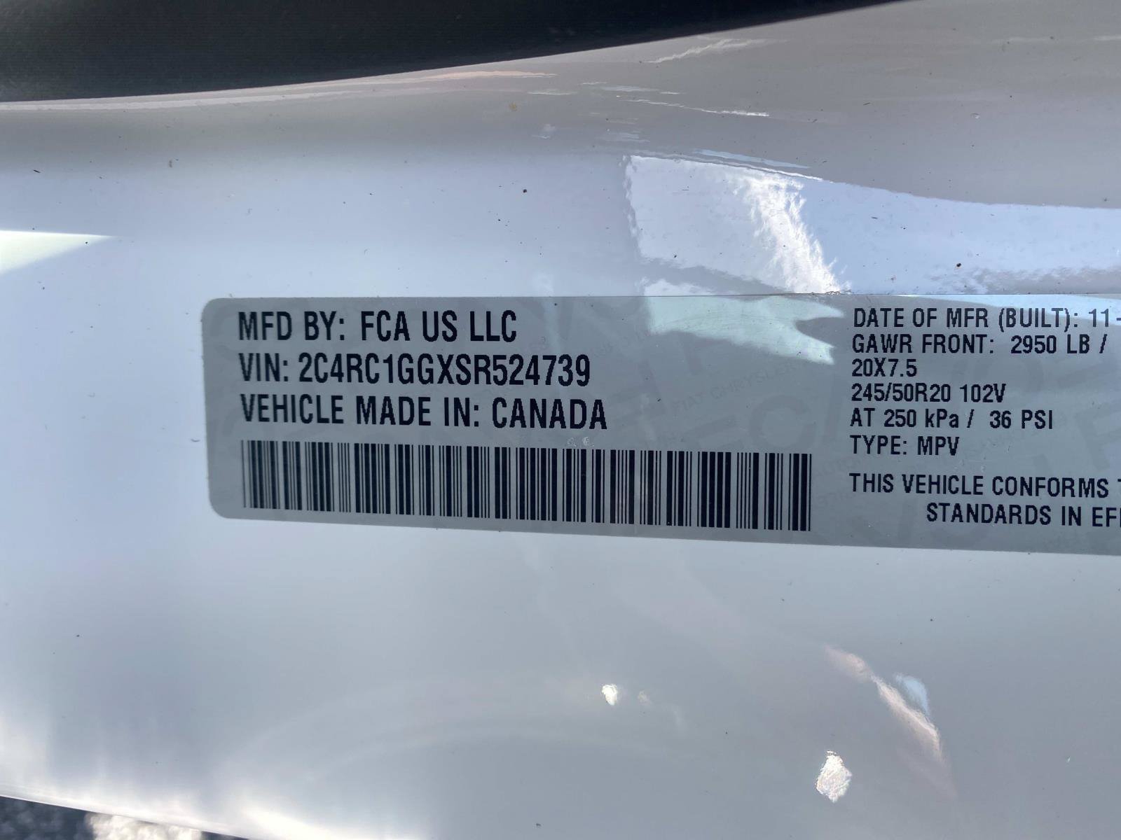 Used 2025 Chrysler Pacifica Limited FWD image 24