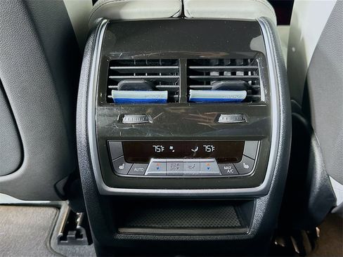 Used 2023 BMW X5 xDrive40i w/ Executive Package image 31