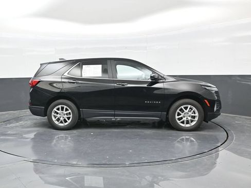 Used 2023 Chevrolet Equinox LT AWD/4WD image 8