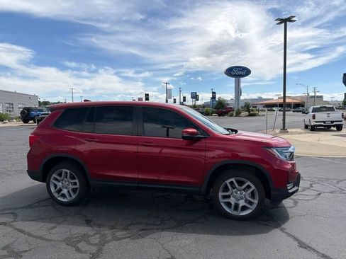 Used 2024 Honda Passport EX-L image 4