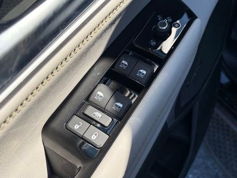 New 2026 Jeep Grand Wagoneer L 4WD image 13