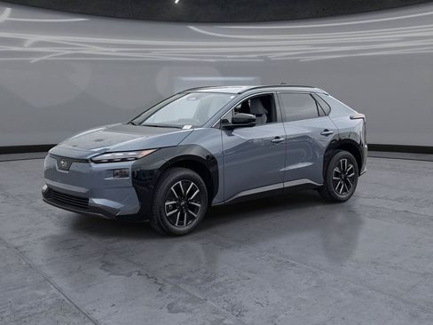 New 2026 Subaru Solterra AWD/4WD image 3