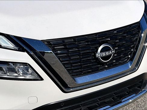 Used 2023 Nissan Rogue Platinum w/ Platinum Premium Package AWD/4WD image 3