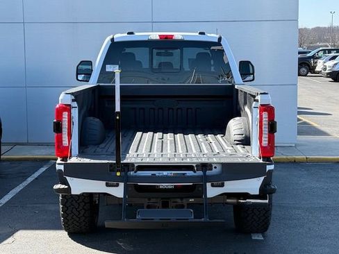 New 2025 Ford F350 Lariat w/ Lariat Ultimate Package image 42