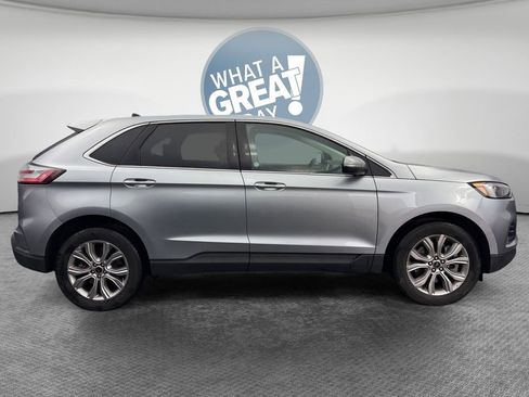 Used 2024 Ford Edge Titanium AWD/4WD image 2