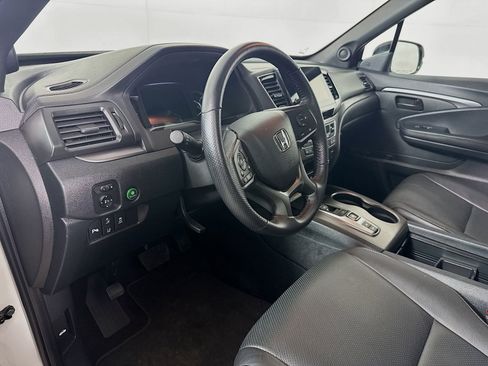 Used 2025 Honda Passport EX-L image 23