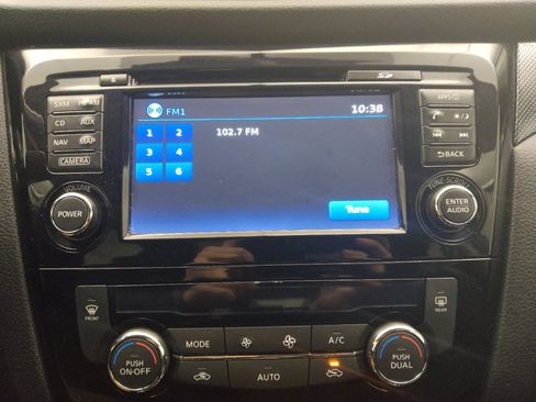 Used 2015 Nissan Rogue SL w/ SL Premium Package AWD/4WD image 25