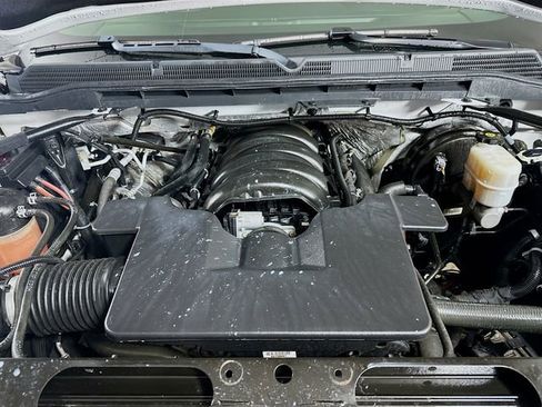 Used 2017 GMC Sierra 1500 SLE image 28