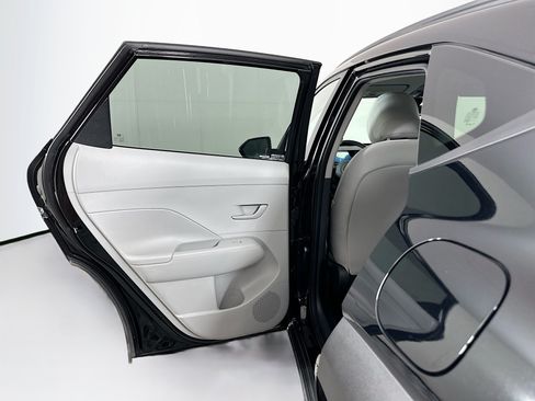 Used 2025 Hyundai Kona SEL AWD/4WD image 25