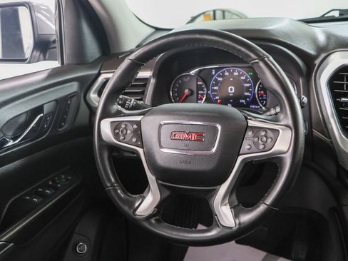 Used 2023 GMC Acadia SLT w/ Technology Package FWD image 12