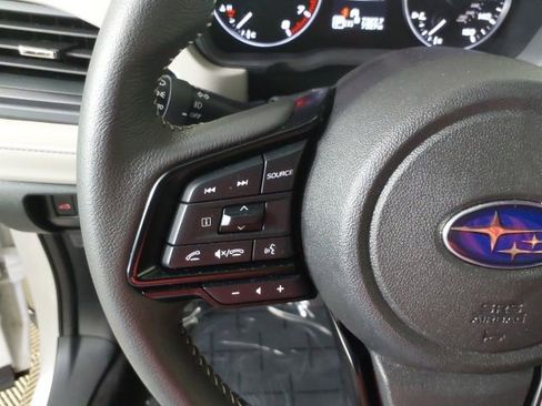 Certified 2025 Subaru Forester Premium AWD/4WD image 29