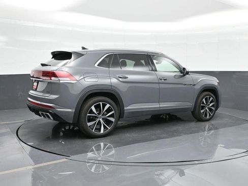 New 2025 Volkswagen Atlas Cross Sport SEL Premium R-Line AWD/4WD image 4