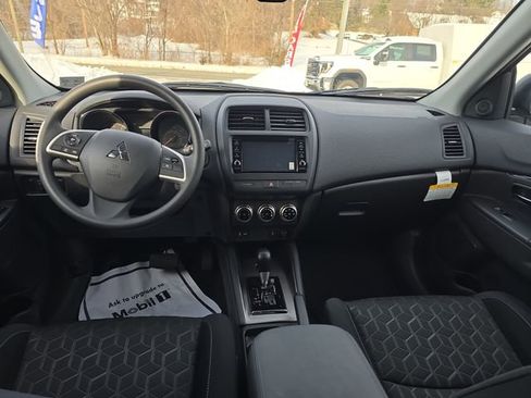 New 2025 Mitsubishi Outlander Sport ES image 11