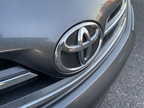 Used 2013 Toyota Corolla LE image 14