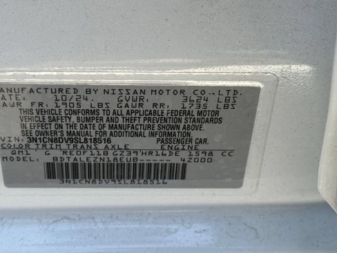 Used 2025 Nissan Versa S w/ Trunk Package FWD image 12