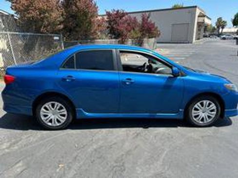 Used 2009 Toyota Corolla S FWD image 6