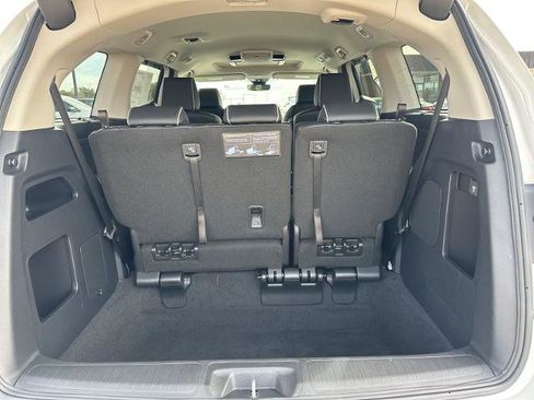 New 2026 Honda Odyssey Touring image 14
