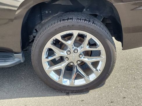 Used 2018 Chevrolet Tahoe LT RWD image 6