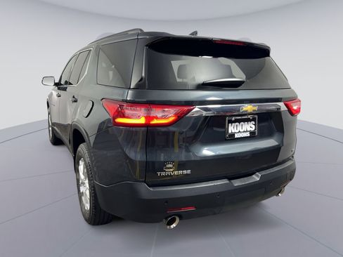 Used 2020 Chevrolet Traverse LT image 4