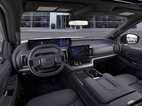 New 2025 Ford Expedition Tremor image 9