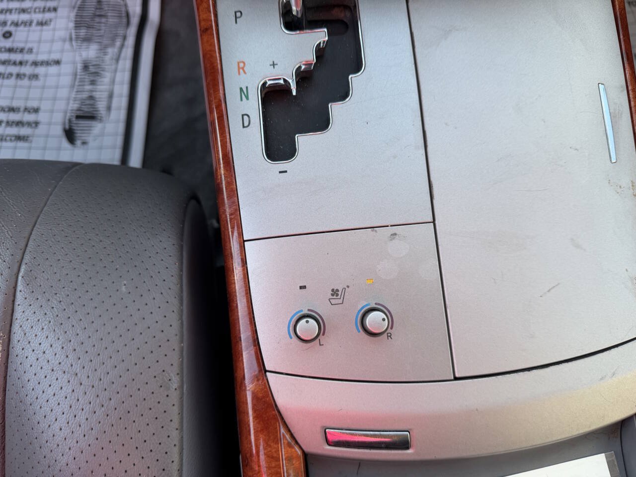 Used 2007 Toyota Avalon Limited FWD image 22