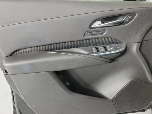 Used 2023 Cadillac XT4 Sport FWD image 19